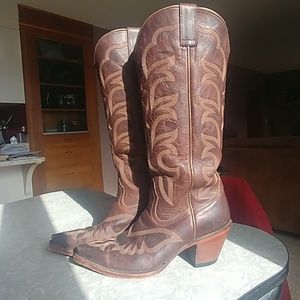 Shyanne 8.5 Women's boots